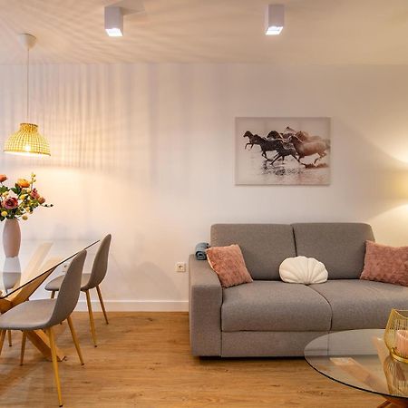Mq Suites Veronica Valdepenas Ngoại thất bức ảnh