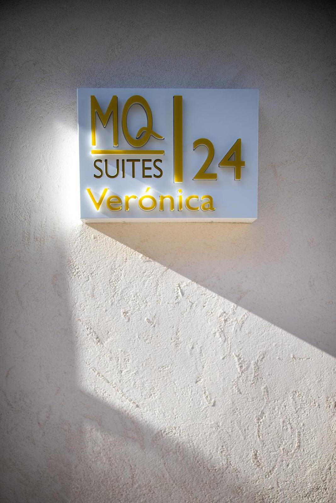 Mq Suites Veronica Valdepenas Ngoại thất bức ảnh
